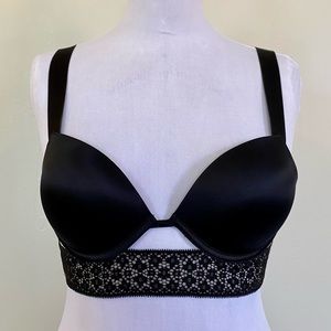 Victoria’s Secret Very Sexy Push-Up Long Line Floral Lace Cut Out Bra